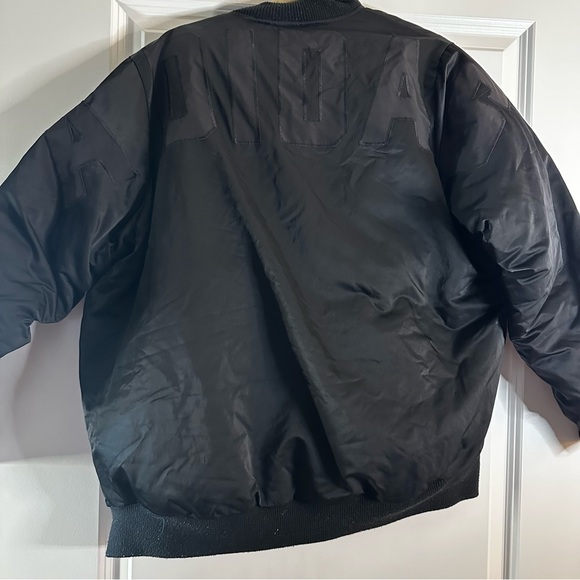 Adidas Originals Trefoil Black Bomber Jacket L Oversized Streetwear Y2K Puffer - Picture 12 of 15